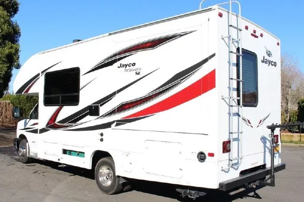 Tonyhai 's 2018 Jayco redhawk Class C