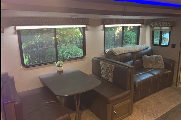 Keystone Bullet 277BHS Bunkhouse (half-ton towable) Delivery Available