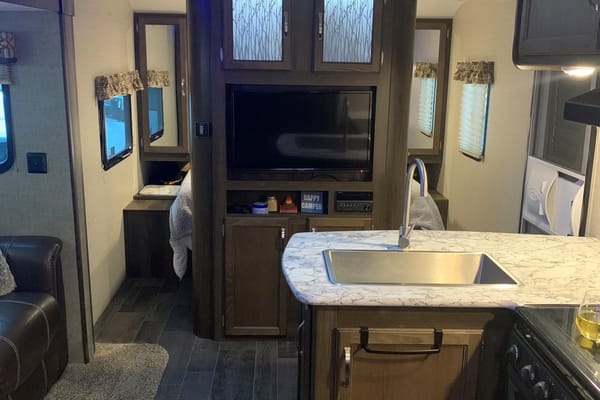 Keystone Bullet 277BHS Bunkhouse (half-ton towable) Delivery Available