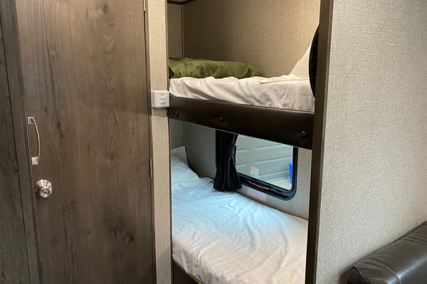 Only 3000lbs - Brand new 2021 Jayco 5 sleeper trailer