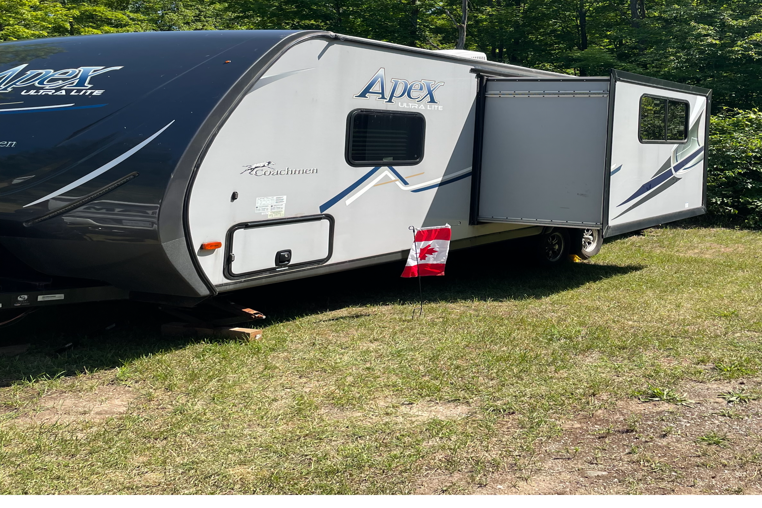 Coachman  Apex Travel Trailer