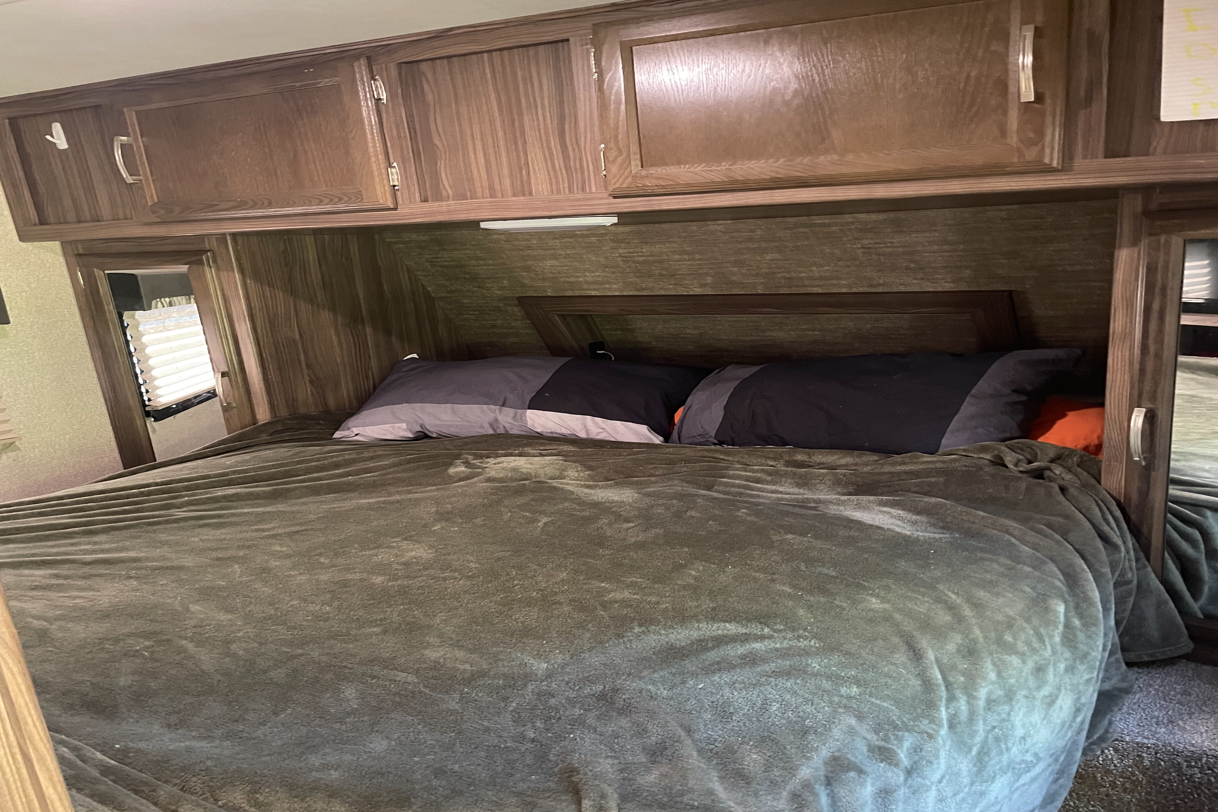 Coachman  Apex Travel Trailer