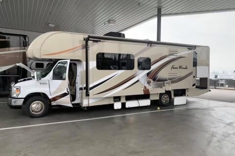Jody's Thor Motor Coach 31Y Class C