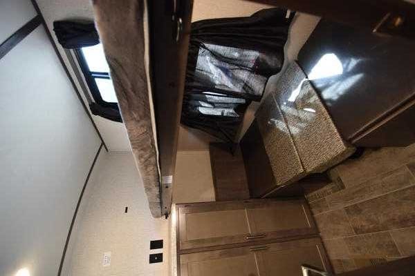2020 Sunset Trail SS289QB Brand new! Sleeps 10!