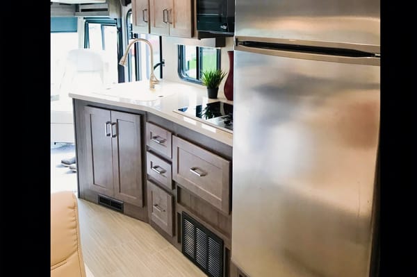 CC RVING LLC