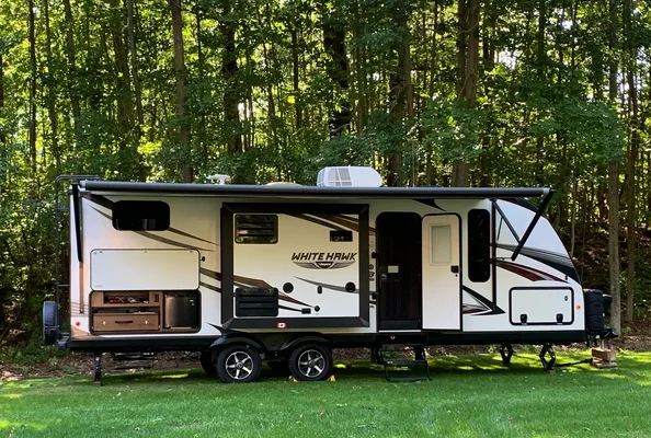 Family Trailer With All The Toys