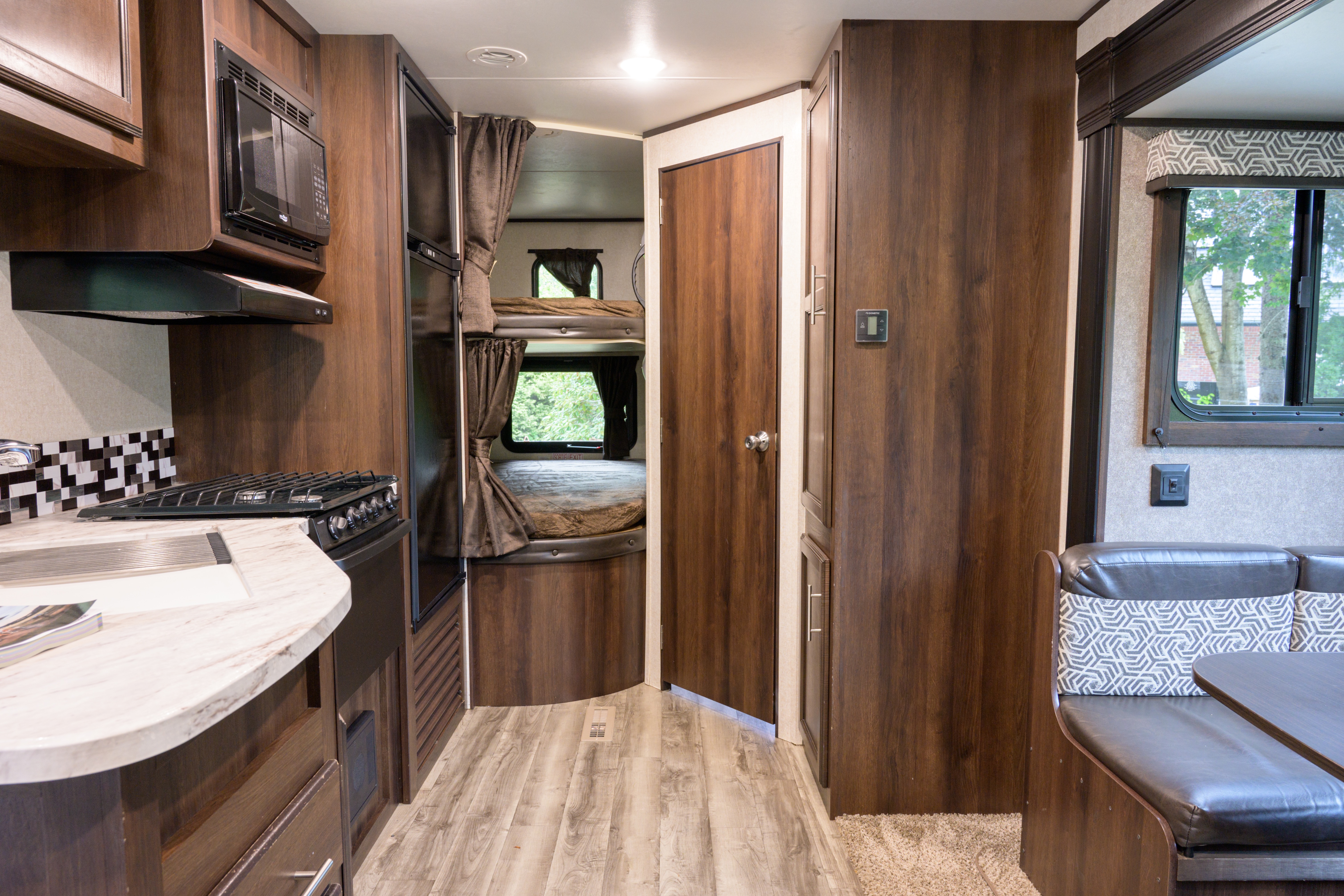Frank's 2019 Jay Flight SLX 8 Rocky mountain package