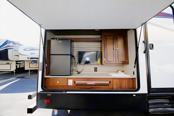 The Rest Nest - Mallard M33 Travel Trailer