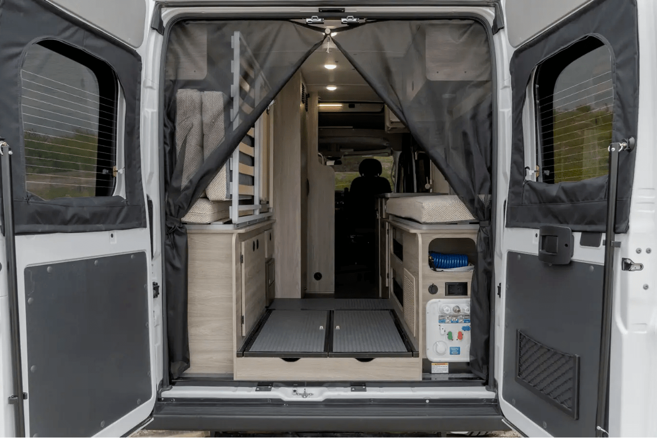 Winnebago Solis w/Popup 'Penthouse' & Solar for Off Grid Adventures
