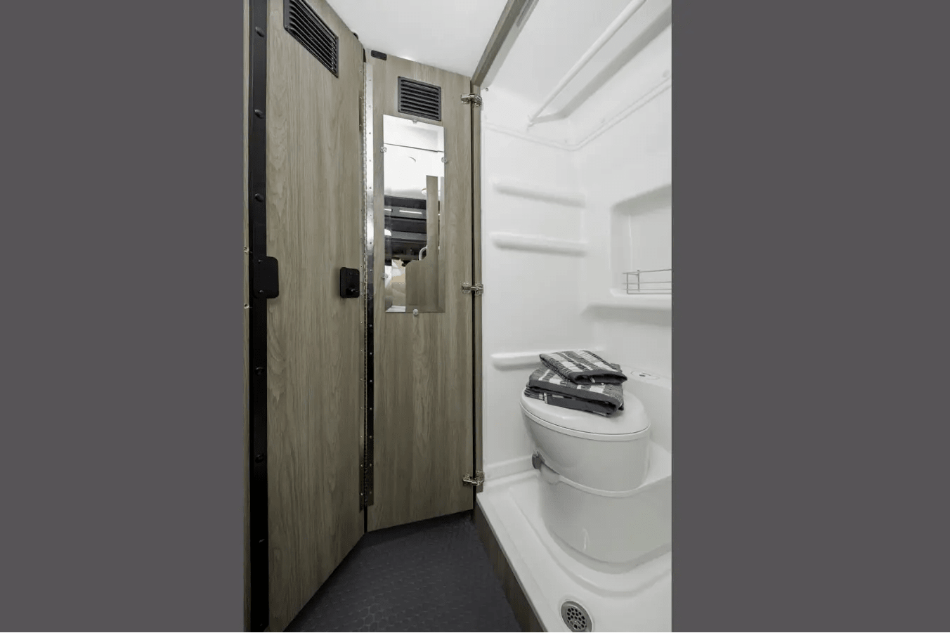 Winnebago Solis w/Popup 'Penthouse' & Solar for Off Grid Adventures