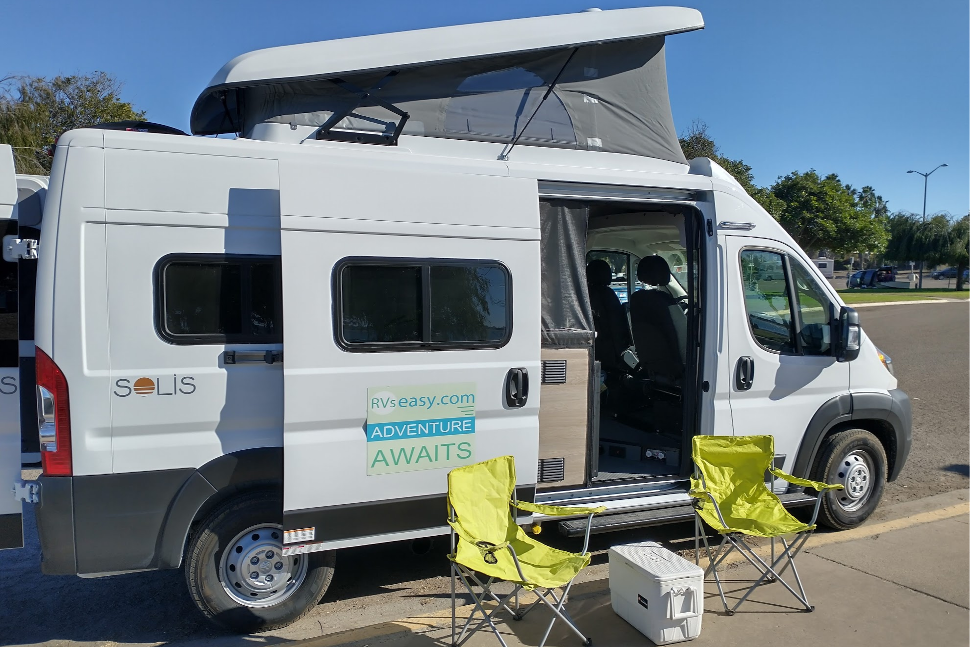 Winnebago Solis w/Popup 'Penthouse' & Solar for Off Grid Adventures
