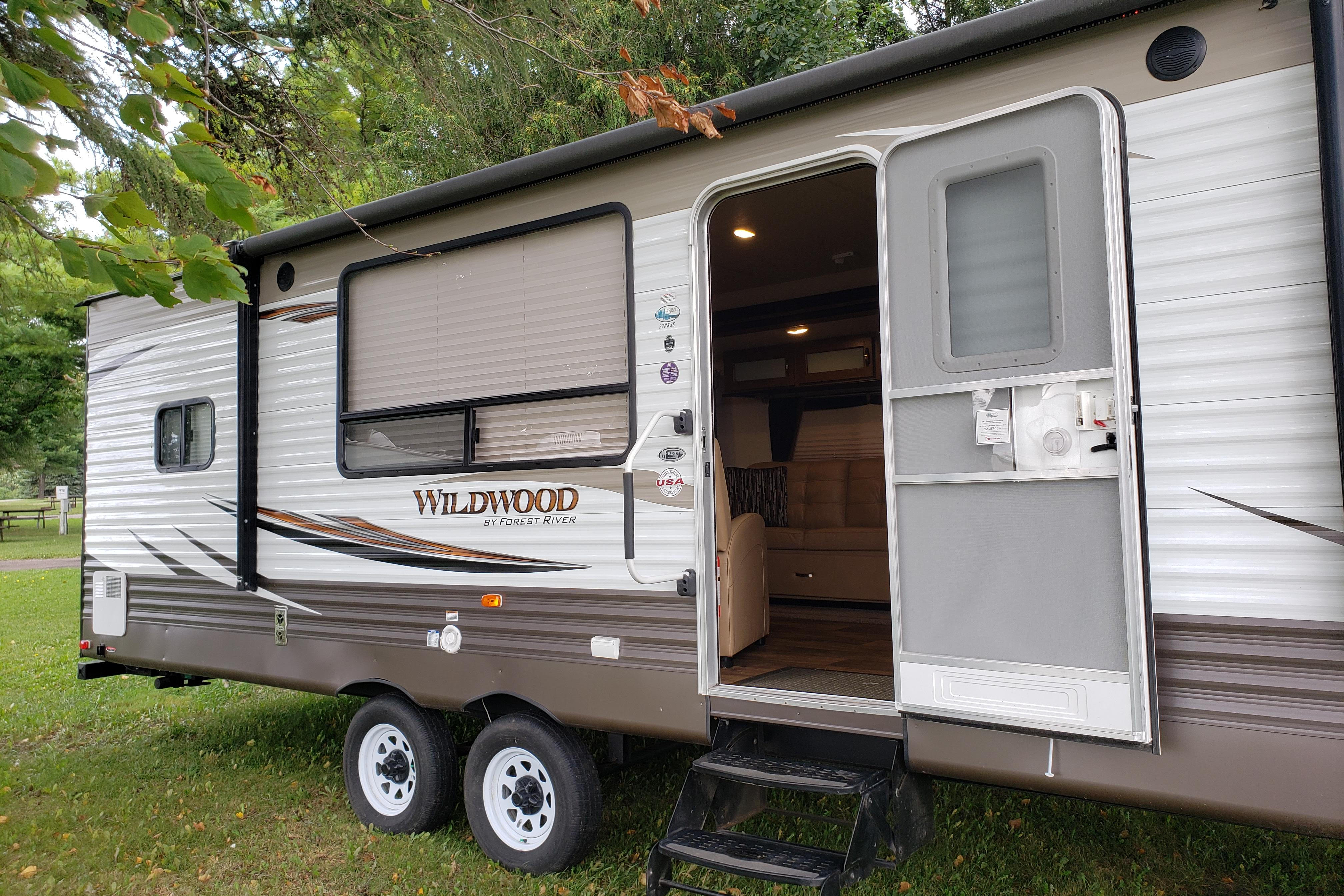 Dave'n'Jackie's Forest River Travel Trailer
