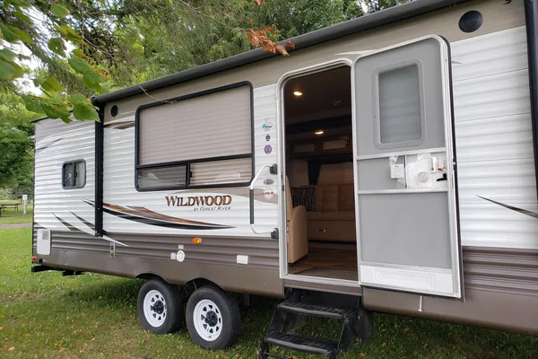 Dave'n'Jackie's Forest River Travel Trailer