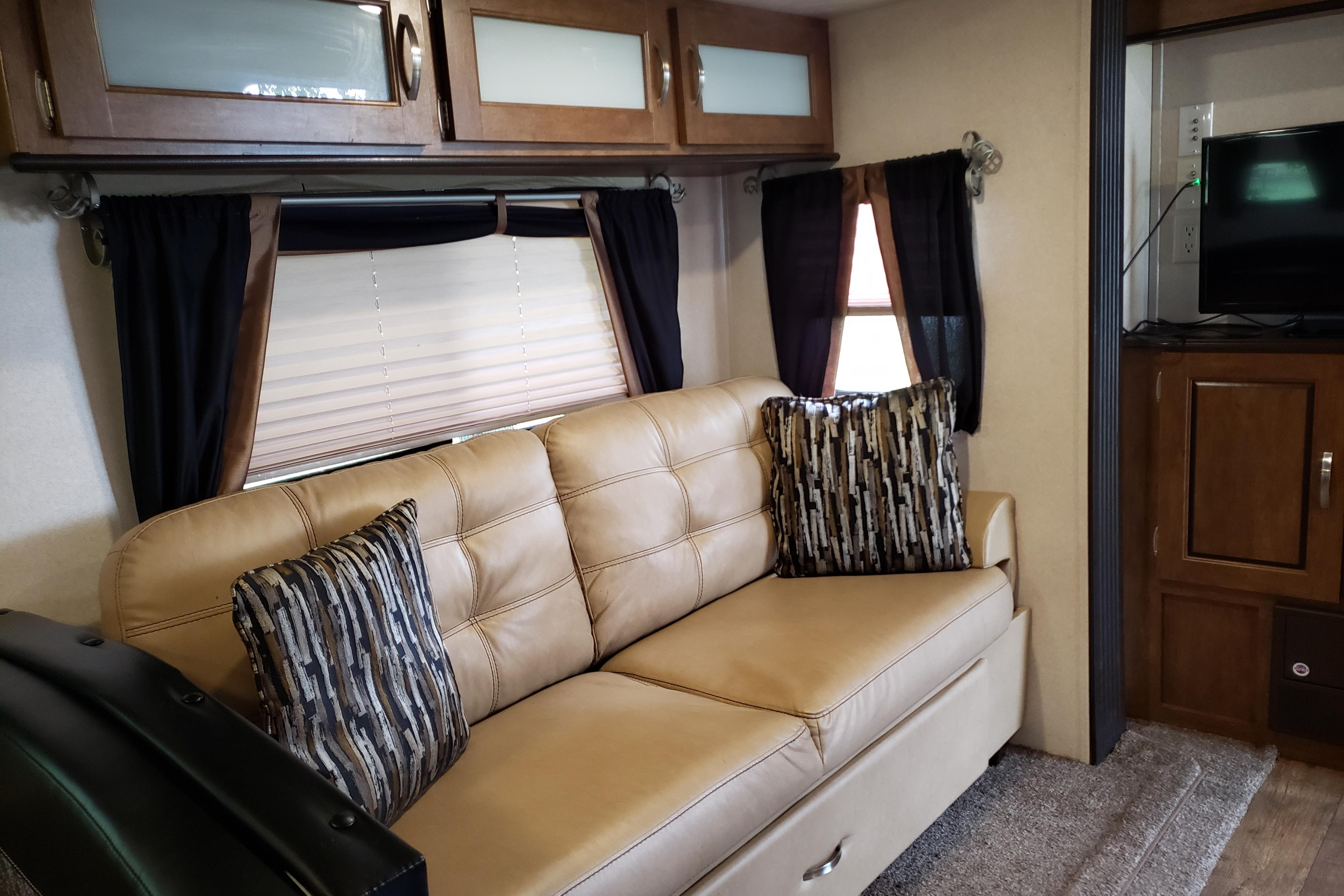Dave'n'Jackie's Forest River Travel Trailer