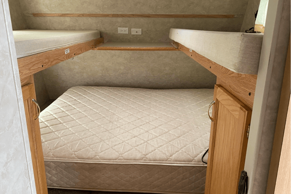 Outdoorsman Travel Trailer- Sleeps 8 !