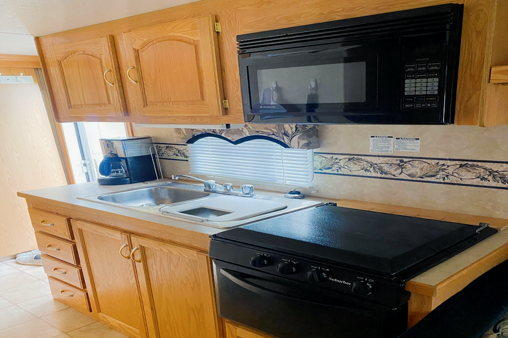 Outdoorsman Travel Trailer- Sleeps 8 !