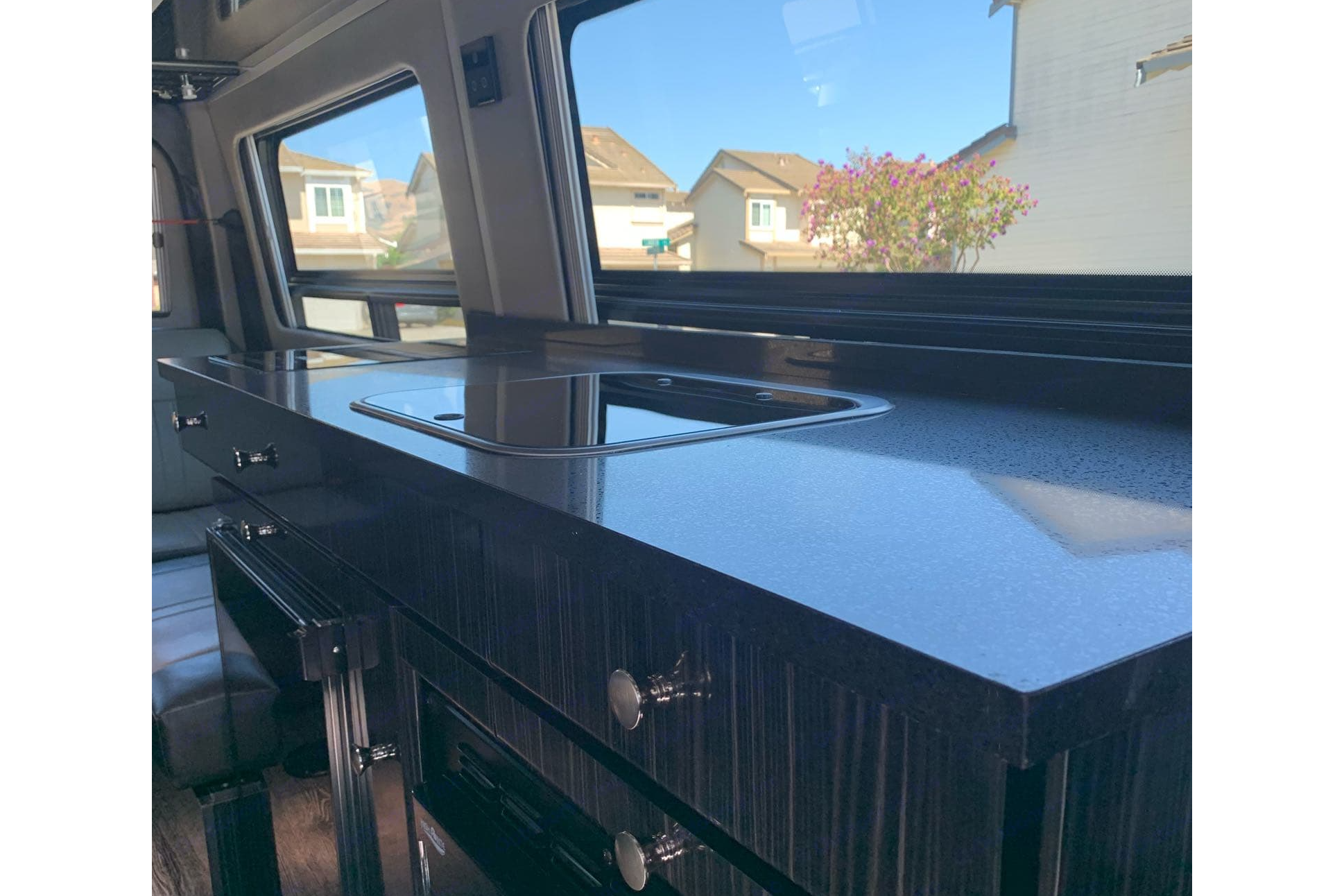 2019 Mercedes 19' Sprinter for Two - Super Clean