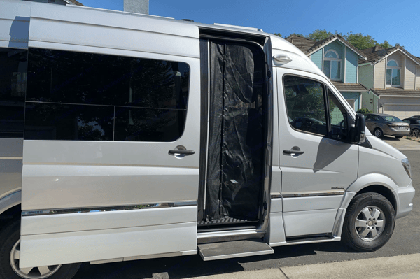 2019 Mercedes 19' Sprinter for Two - Super Clean