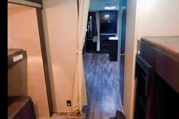 Jordan's Dutchmen Kodiak Travel Trailer