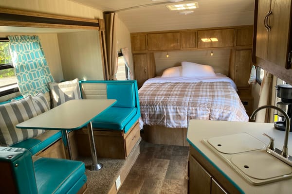 “Verna the Vintage Cruiser” 2019 Gulf Stream 23QBS