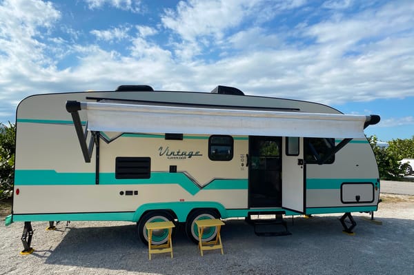“Verna the Vintage Cruiser” 2019 Gulf Stream 23QBS
