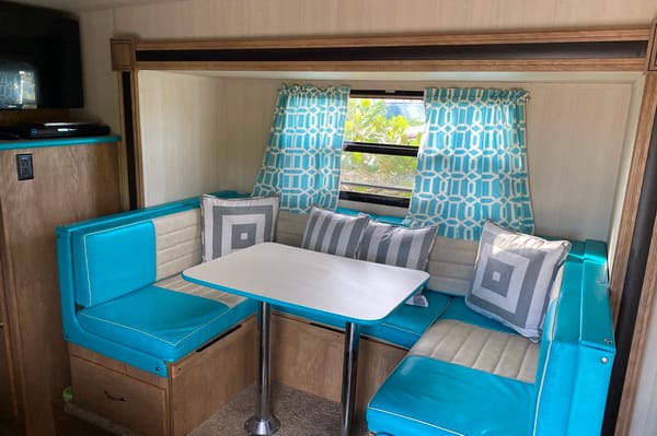 “Verna the Vintage Cruiser” 2019 Gulf Stream 23QBS