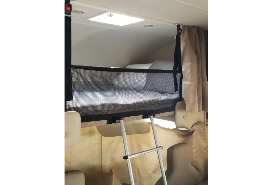Kim's ** Thor Chateau 28Z. Fully Equipped**