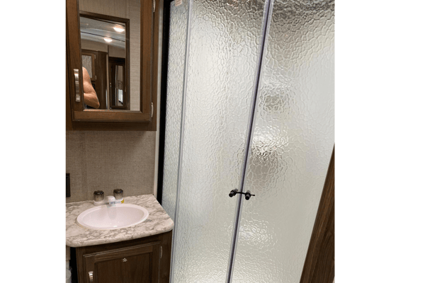 Katinka 's Keystone Bullet Premier 22RBPR Travel Trailer