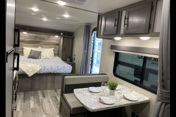 2021 Grand River 267BHS Travel Trailer