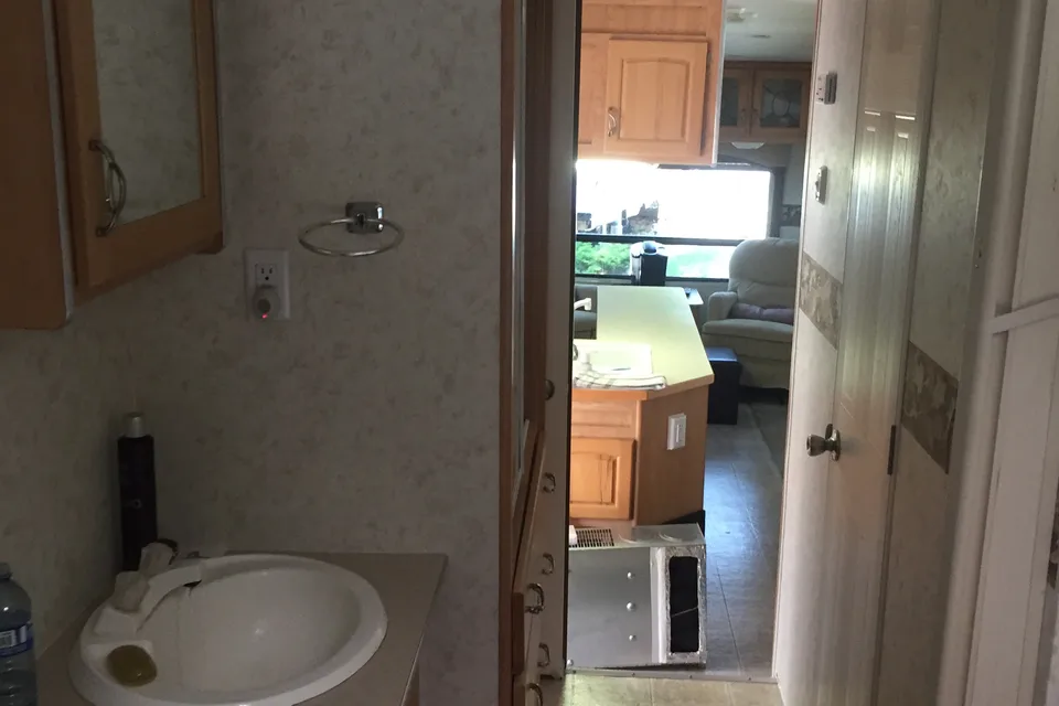 Lets Camp RV Rentals. Donald's RV Cottage