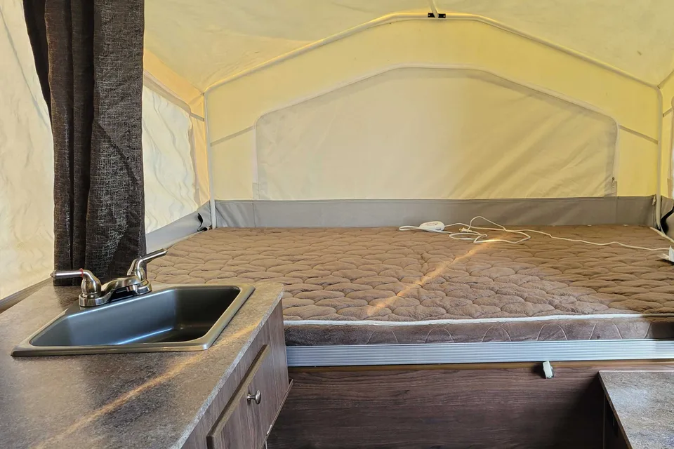 Jordan's Forest River Rockwood Tent Trailer
