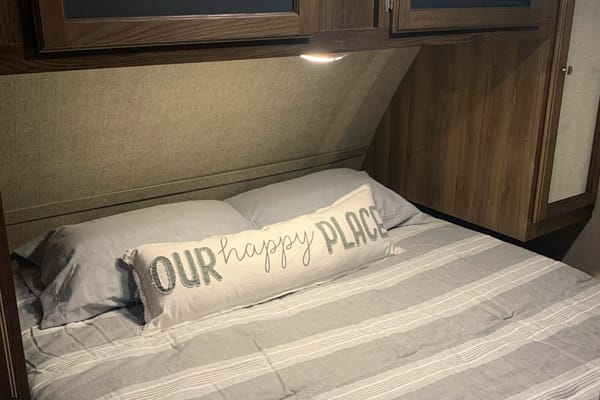 Keystone Bullet 247BHSE Bunkhouse (half ton towable)