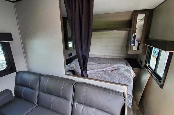 Tom's Jayco Jay Flight SLX 8 Travel Trailer