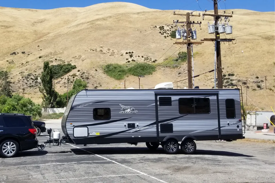 Phil's Travel Trailer bright and roomy