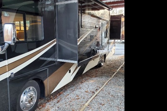 Watchorn's Thor Motor Coach Miramar 34.4 Class A