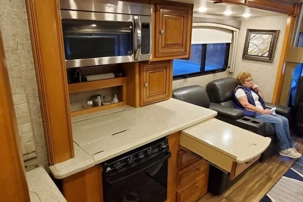 Watchorn's Thor Motor Coach Miramar 34.4 Class A