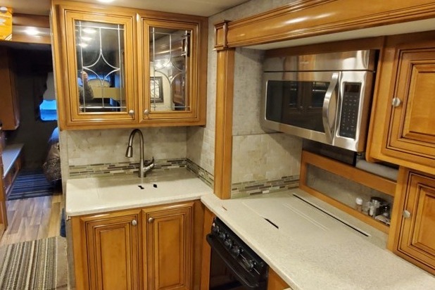 Watchorn's Thor Motor Coach Miramar 34.4 Class A