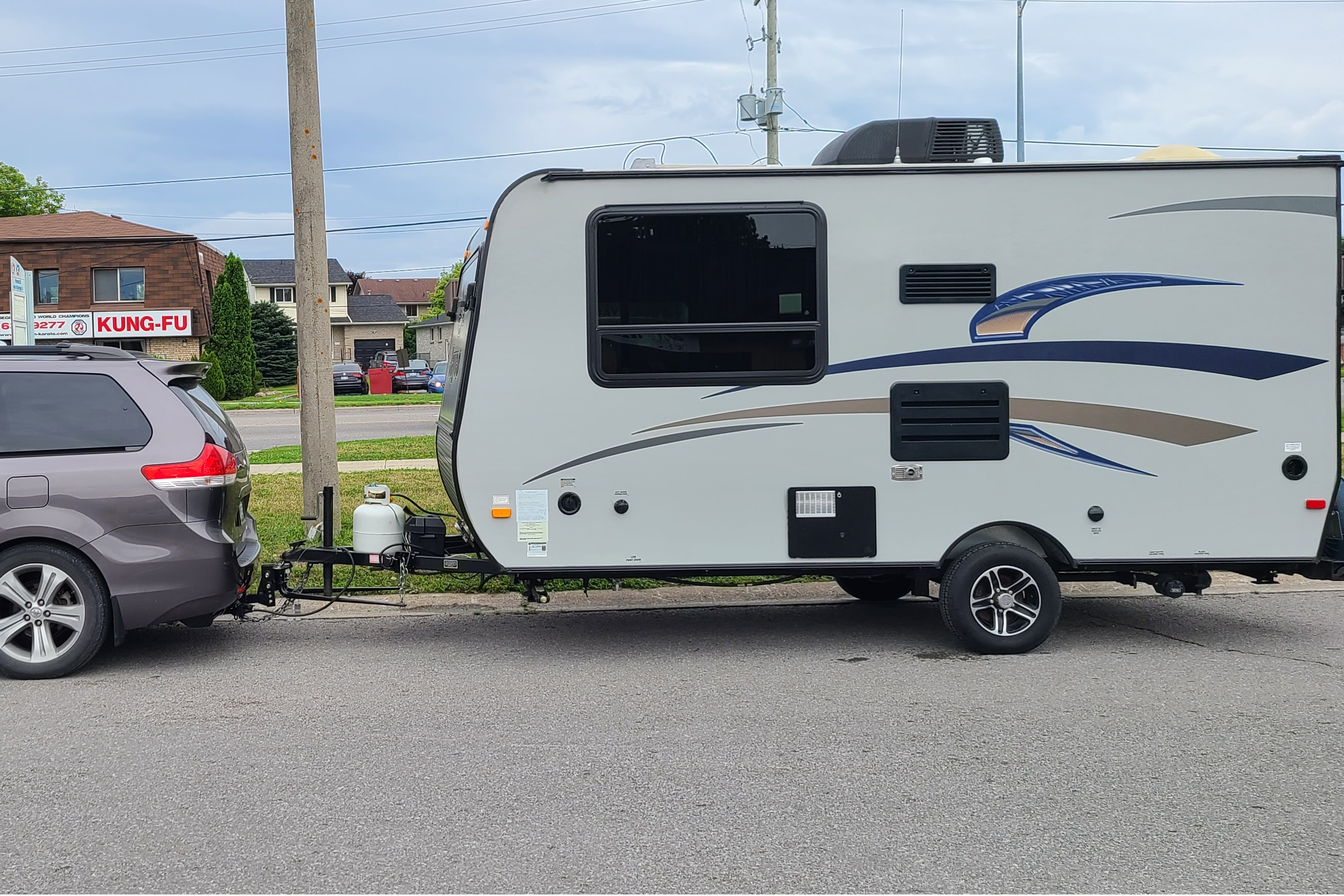 JCs Jayco Jayfeather 16XRB Hybrid