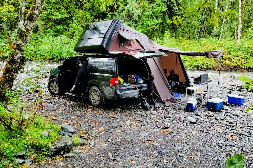 The Mighty Black (4X4)