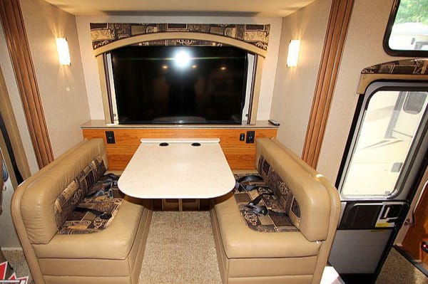 "Fun-Class" Jayco Precept