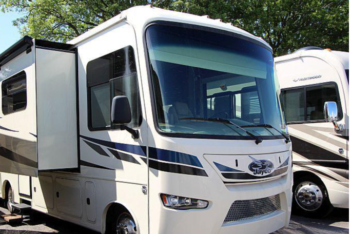 "Fun-Class" Jayco Precept