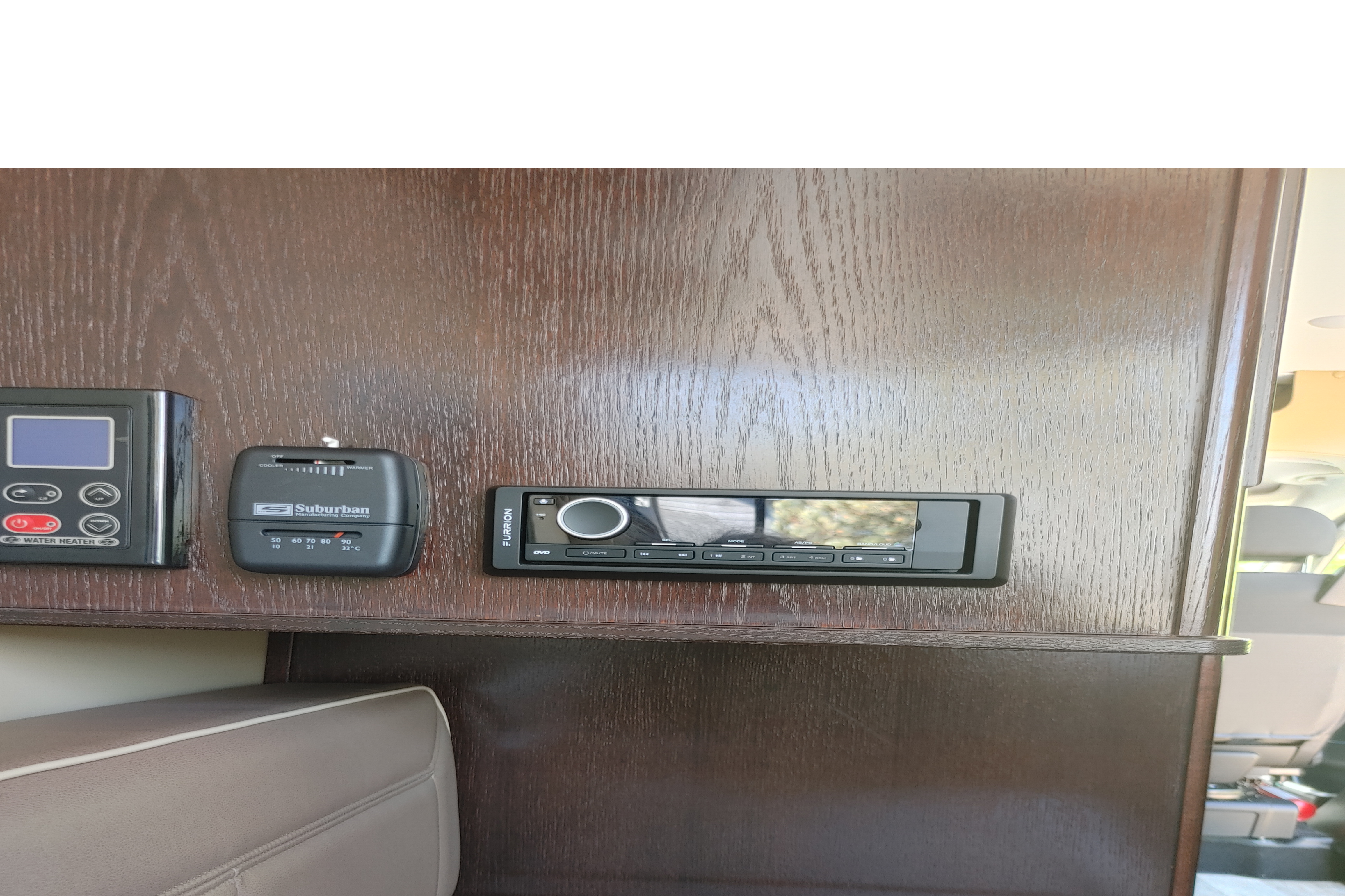 Luxury Class B National Regency Traveller TVL