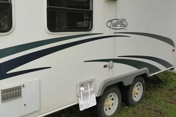 Laura's Trailbay 21FD Travel Trailer
