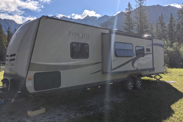 Hoglo's Evergreen Ever-lite Travel Trailer