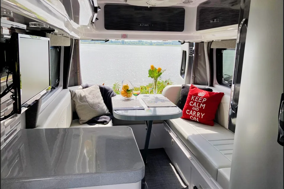 Loft sur la Route - Montecarlo FB21 Classe B