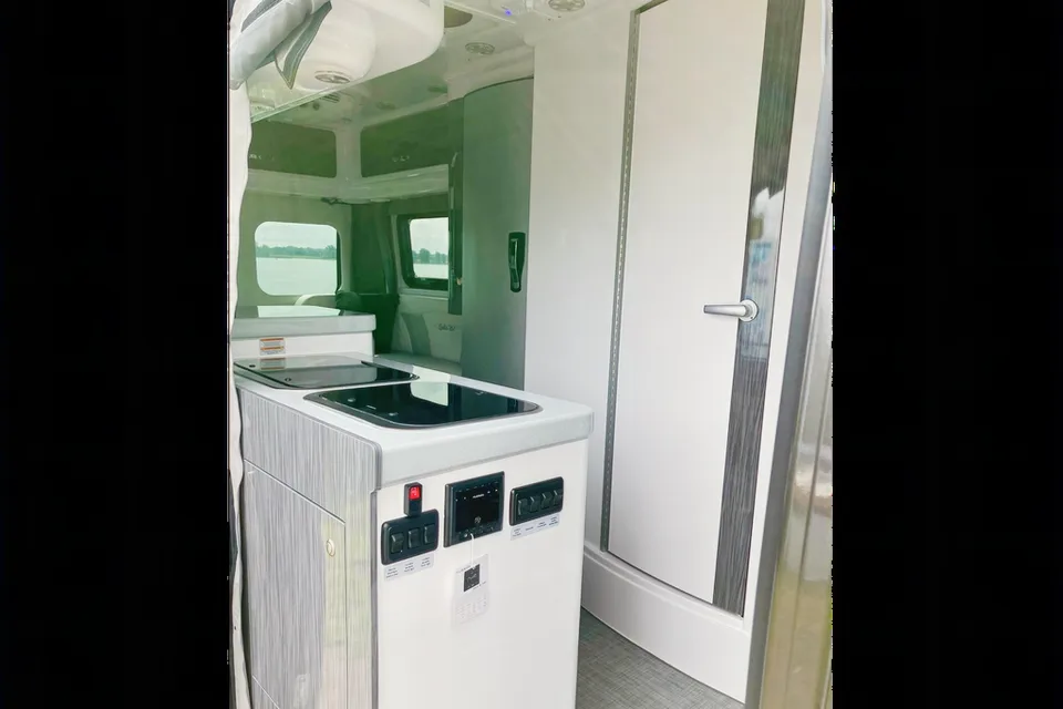 Loft sur la Route - Montecarlo FB21 Classe B