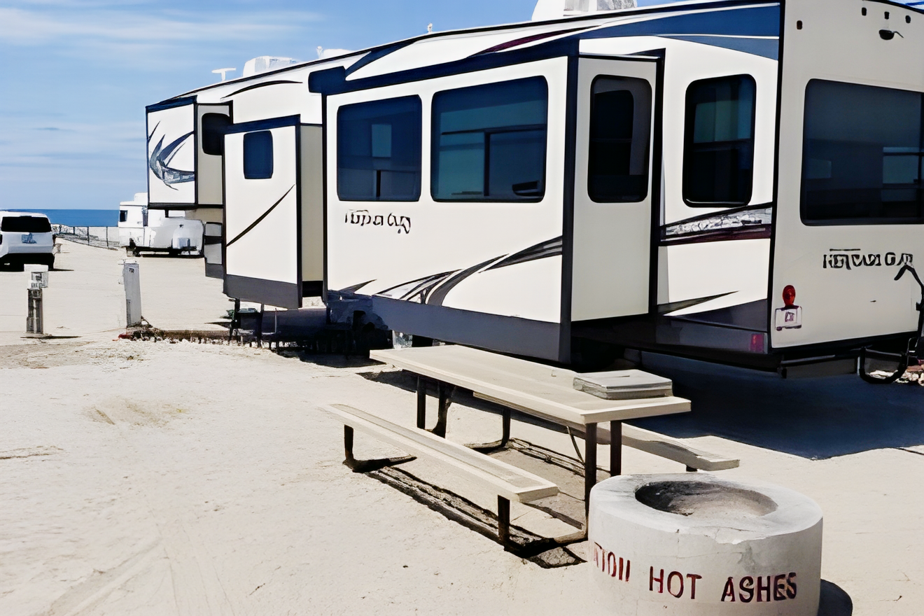 Rick 's Forest River Wildwood Heritage Glen LTZ  Fifth Wheel