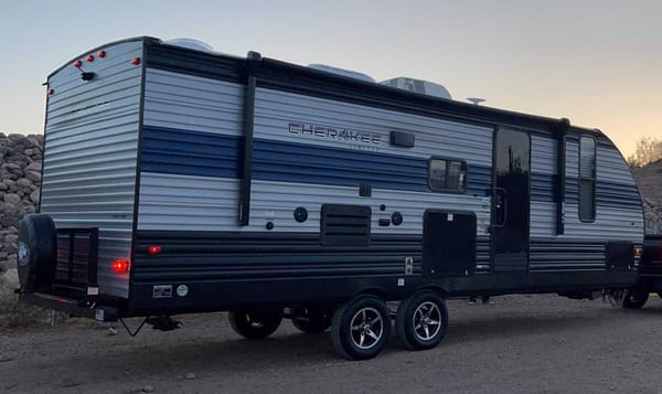 Brand new 2021 cherokee limited trailer