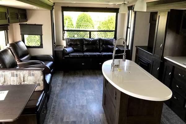Derek's Forest river 27 trez Travel Trailer