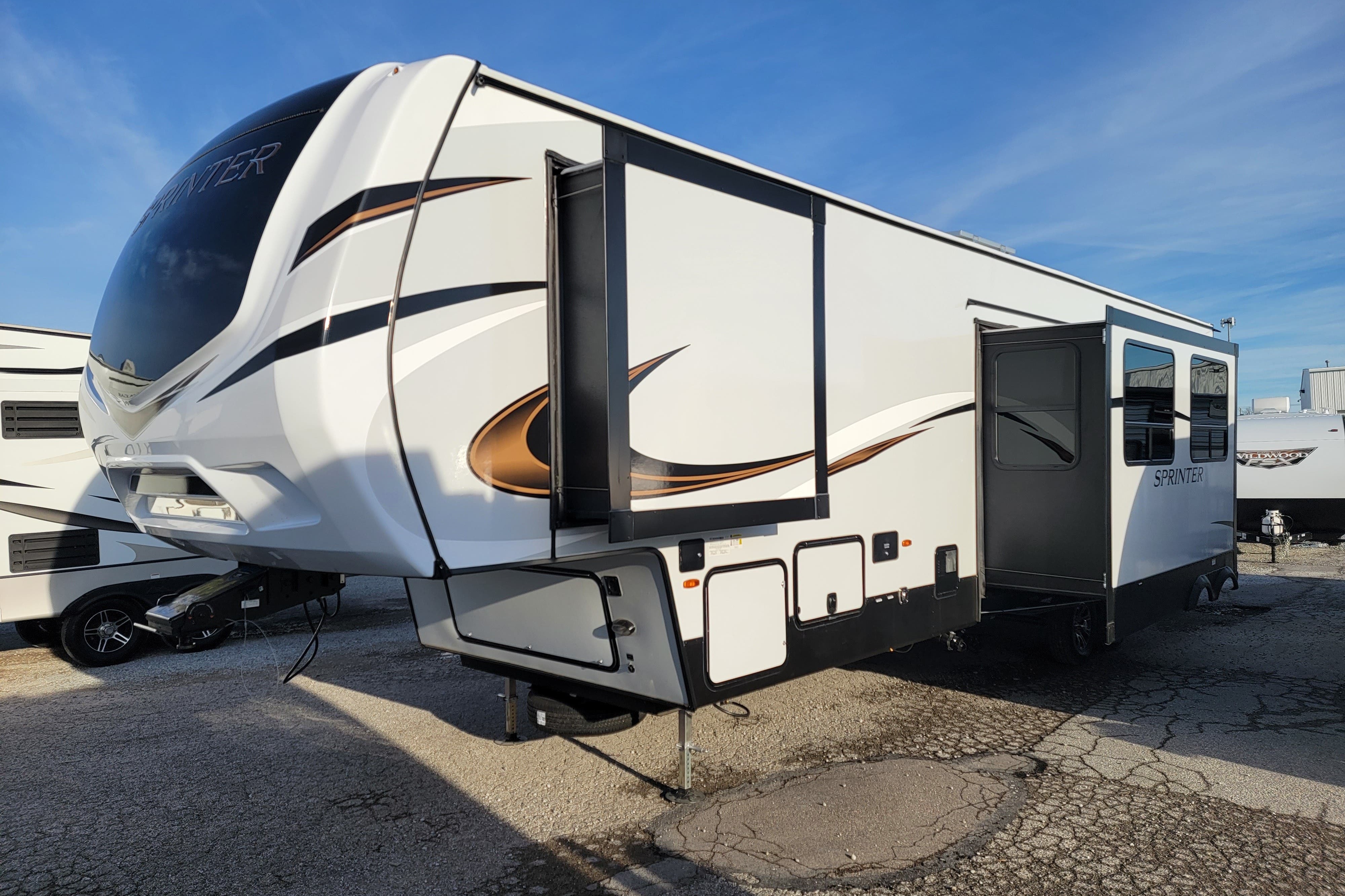 Z RV Adventures “ZOE”